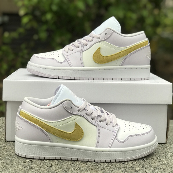 Air Jordan 1 Low Sneaker    DC0774-501  - DesignerGu