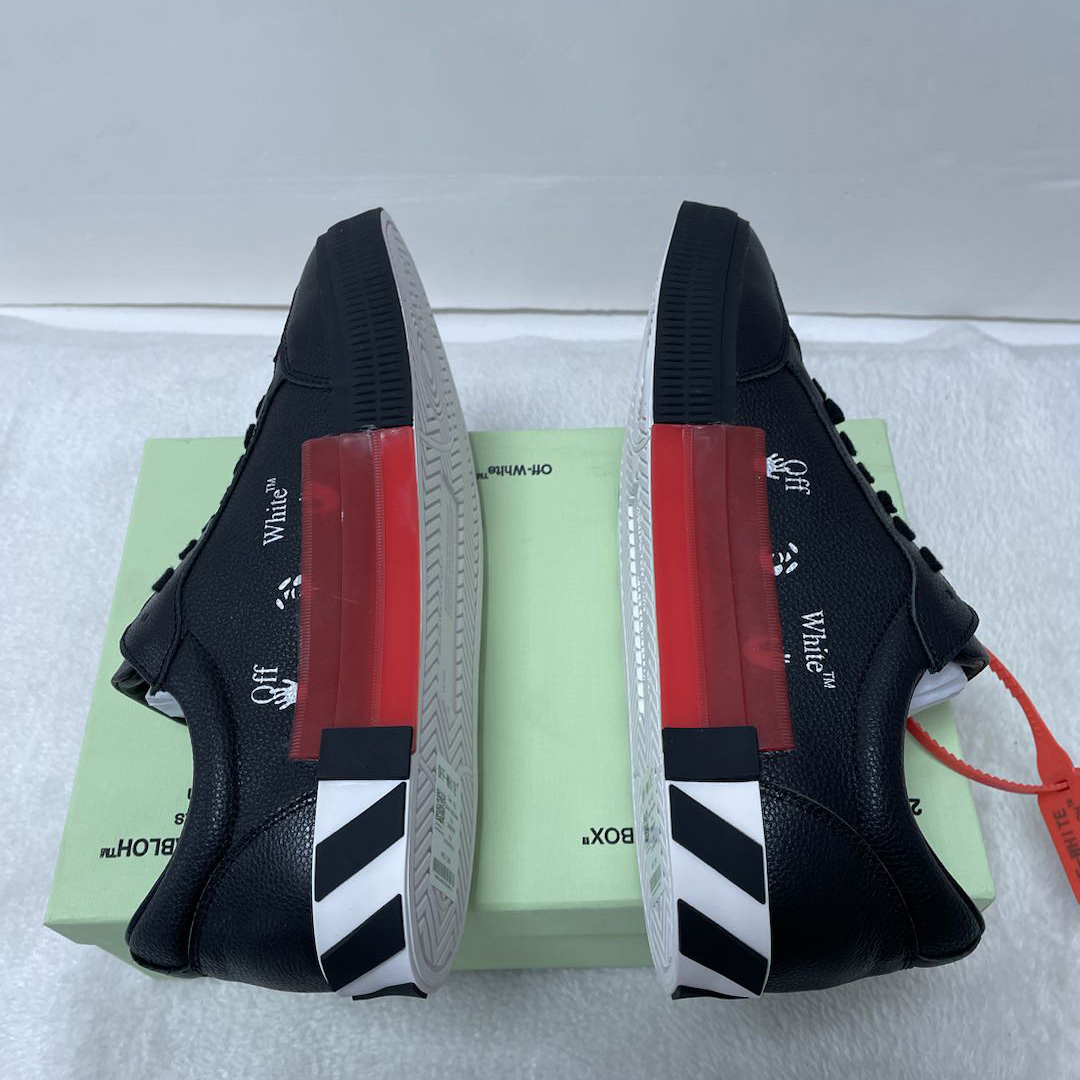 Off White Black Canvas Vulcanized Low Sneakers - DesignerGu