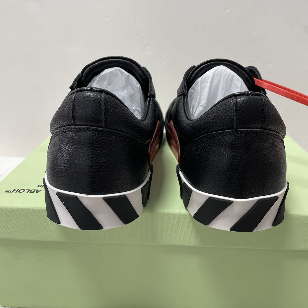 Off White Black Canvas Vulcanized Low Sneakers - DesignerGu