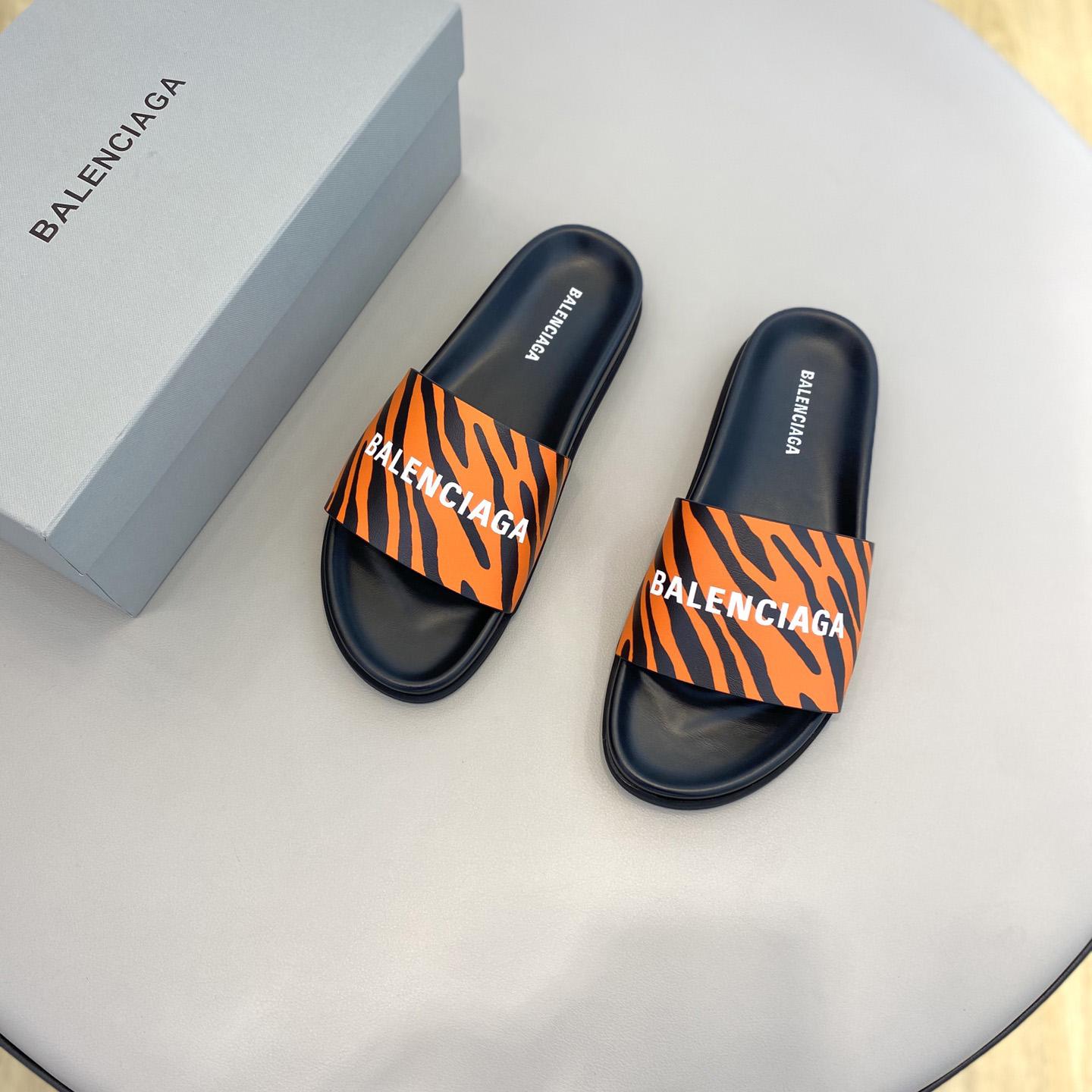 Balenciaga Pool Slide Sandal  - DesignerGu