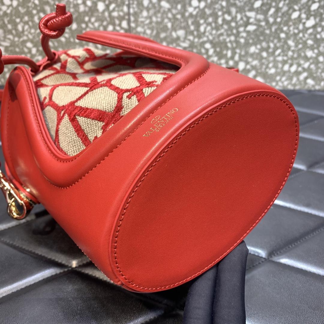 Valenti Le Cinquième Toile Iconographe Bucket Bag - DesignerGu