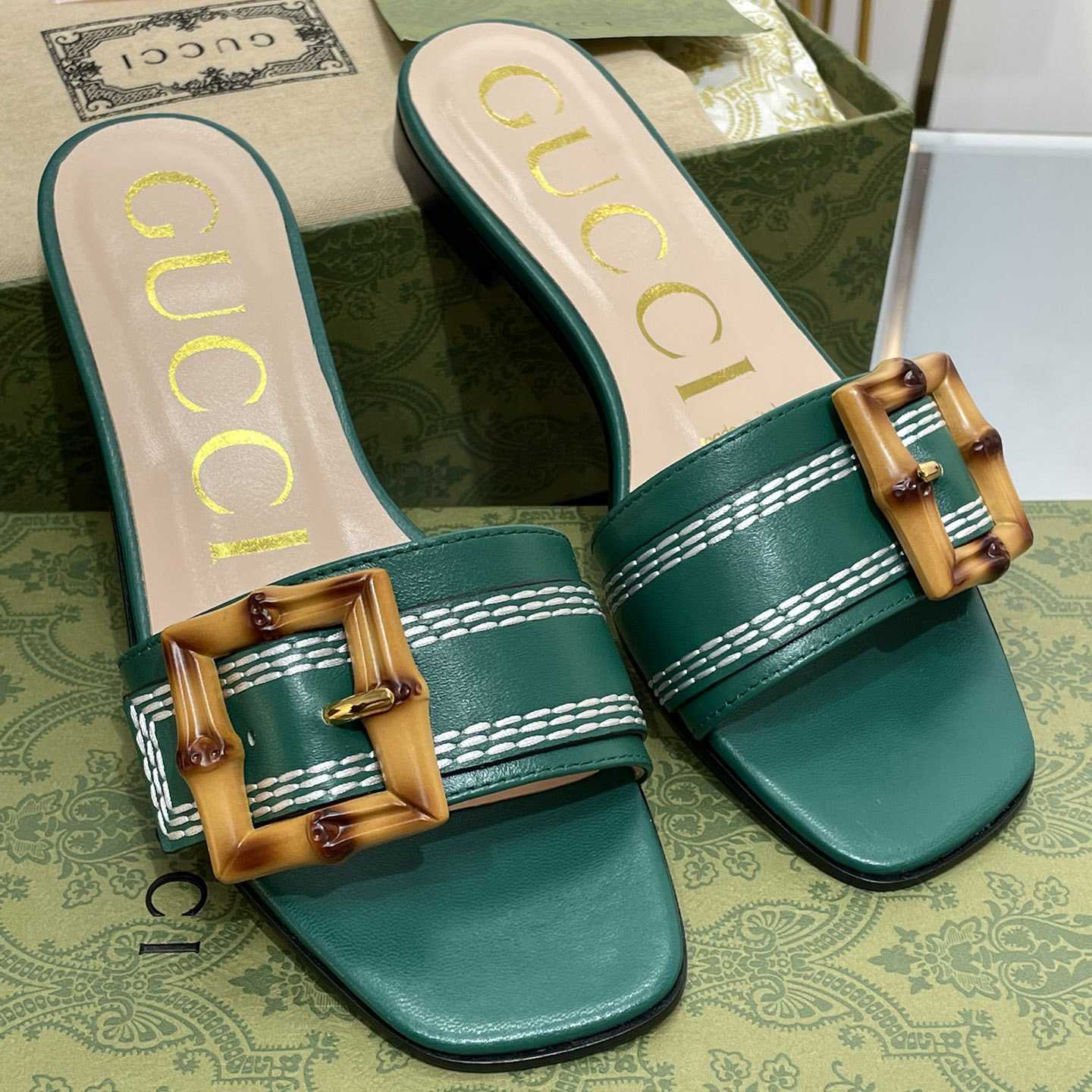 Gucci Women's Slide Sandal With Bamboo Buckle - DesignerGu