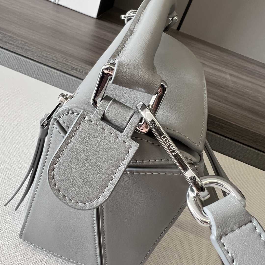 Loewe Small Puzzle Bag In Classic Calfskin - DesignerGu