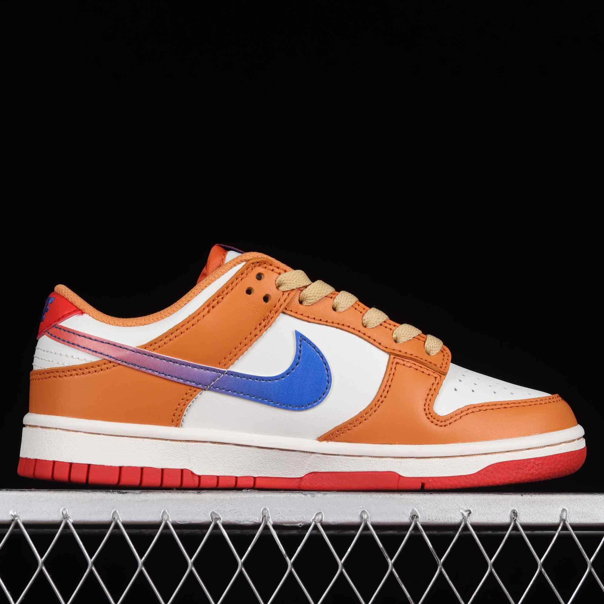 Nike SB Dunk Low "Hot Curry" Sneakers           DH9765-101 - DesignerGu