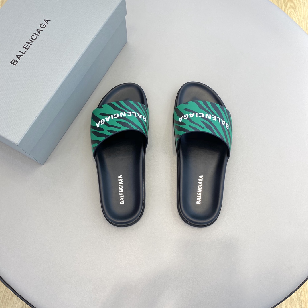 Balenciaga Pool Slide Sandal  - DesignerGu