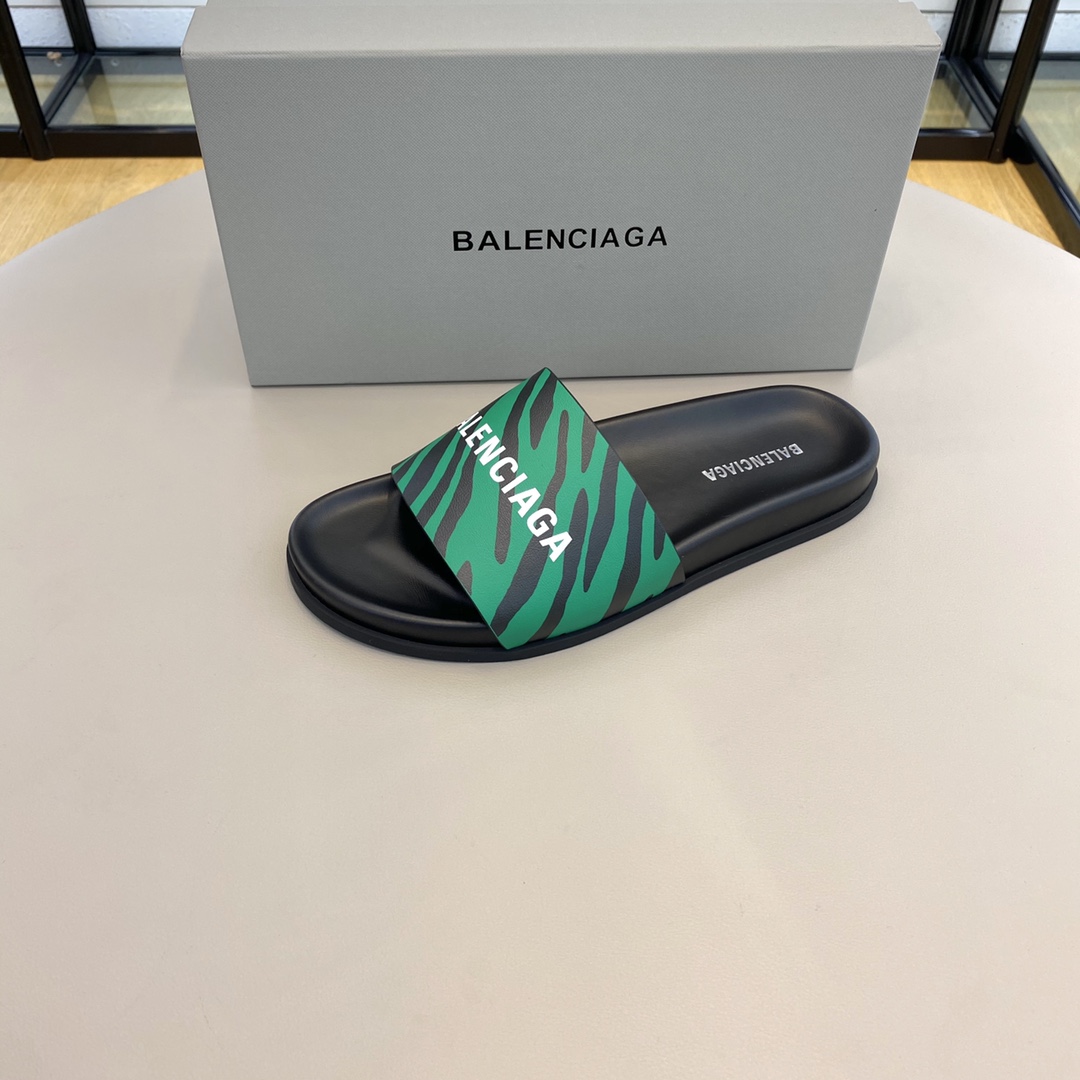 Balenciaga Pool Slide Sandal  - DesignerGu