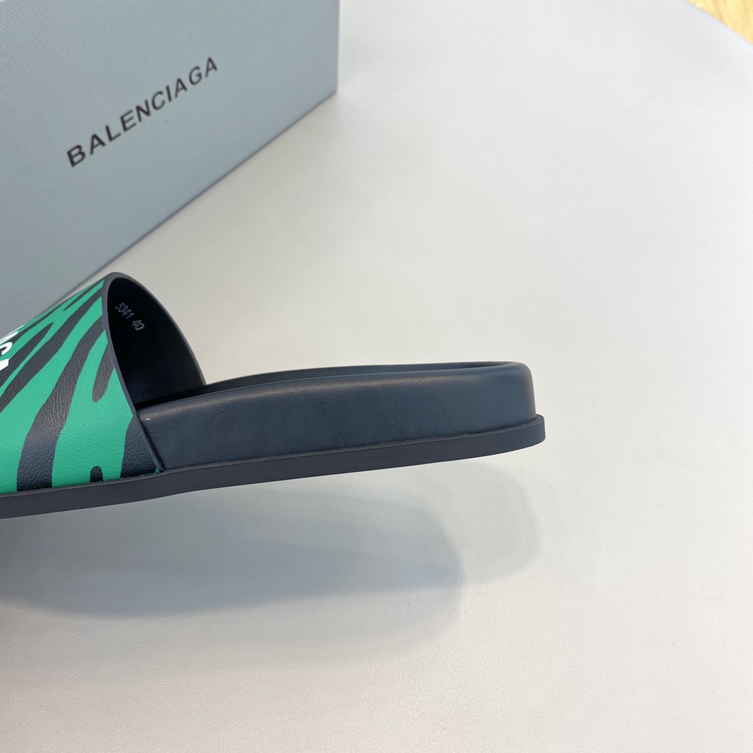 Balenciaga Pool Slide Sandal  - DesignerGu