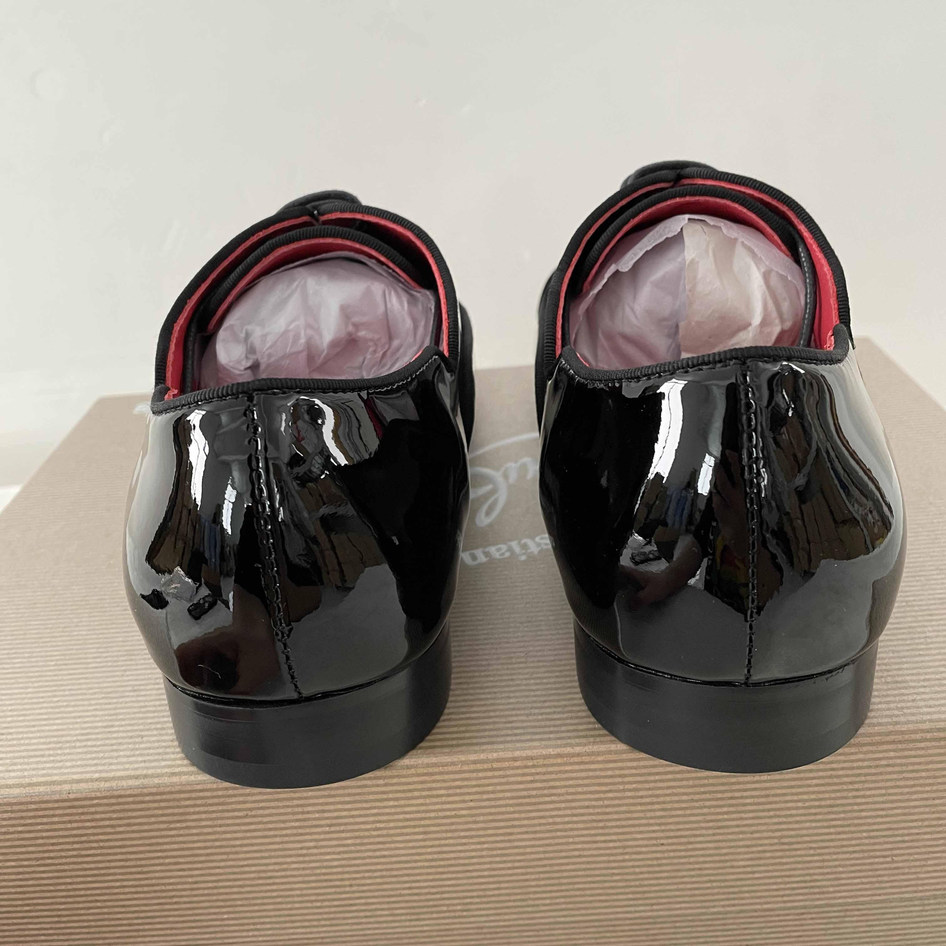 Christian Louboutin Greggy Chick Patent Leather Oxford Shoes - DesignerGu