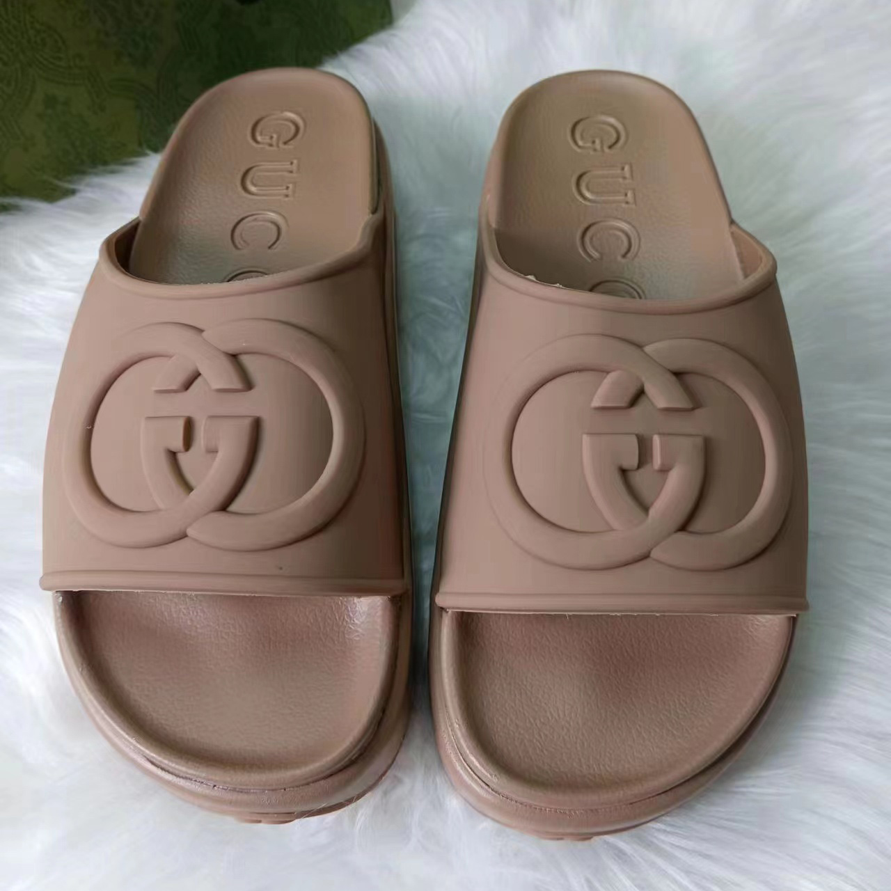 Gucci Interlocking G Slide Sandal  - DesignerGu