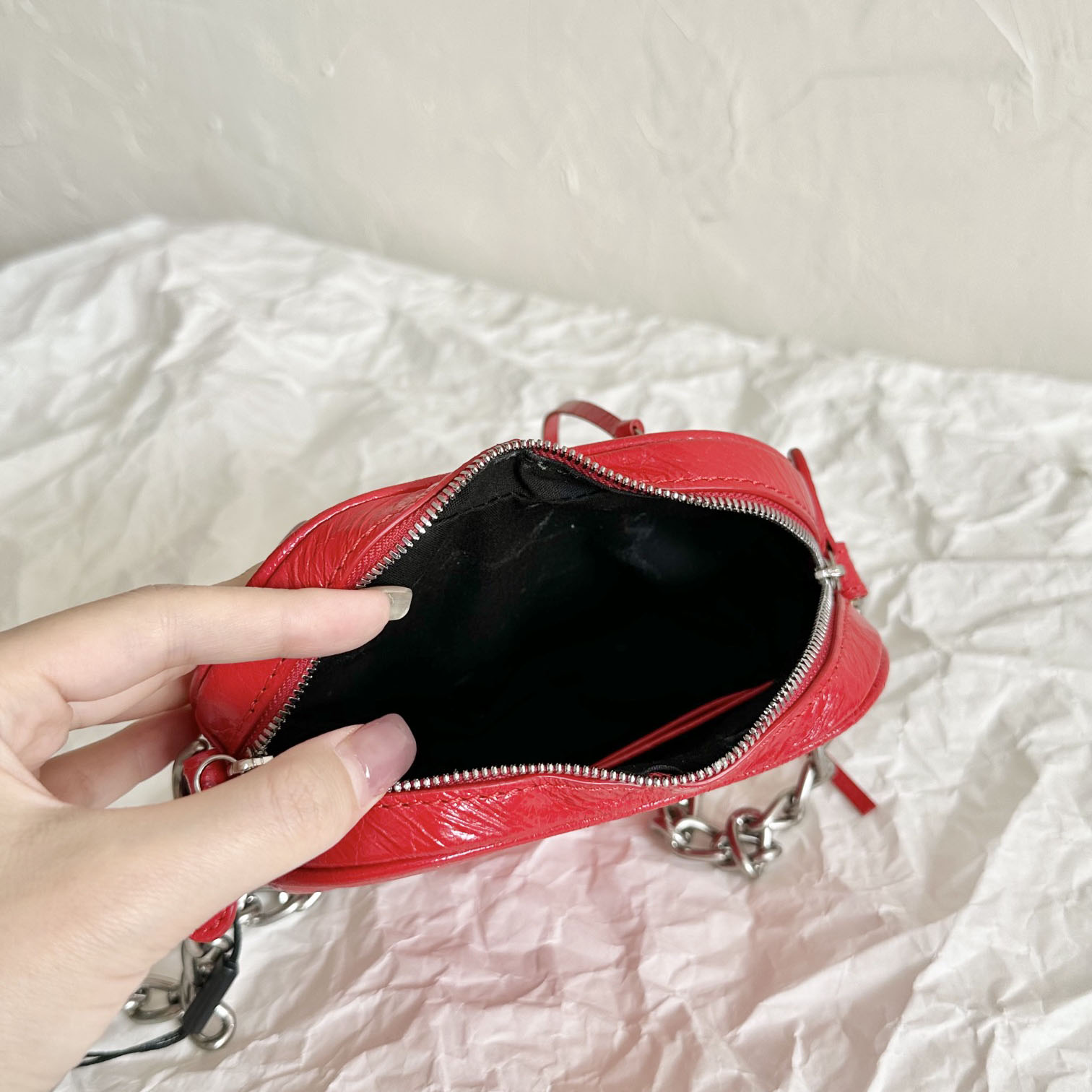 Balenciaga Le Cagole Heart Mini Bag In Red (16-12.7-4.5cm) - DesignerGu