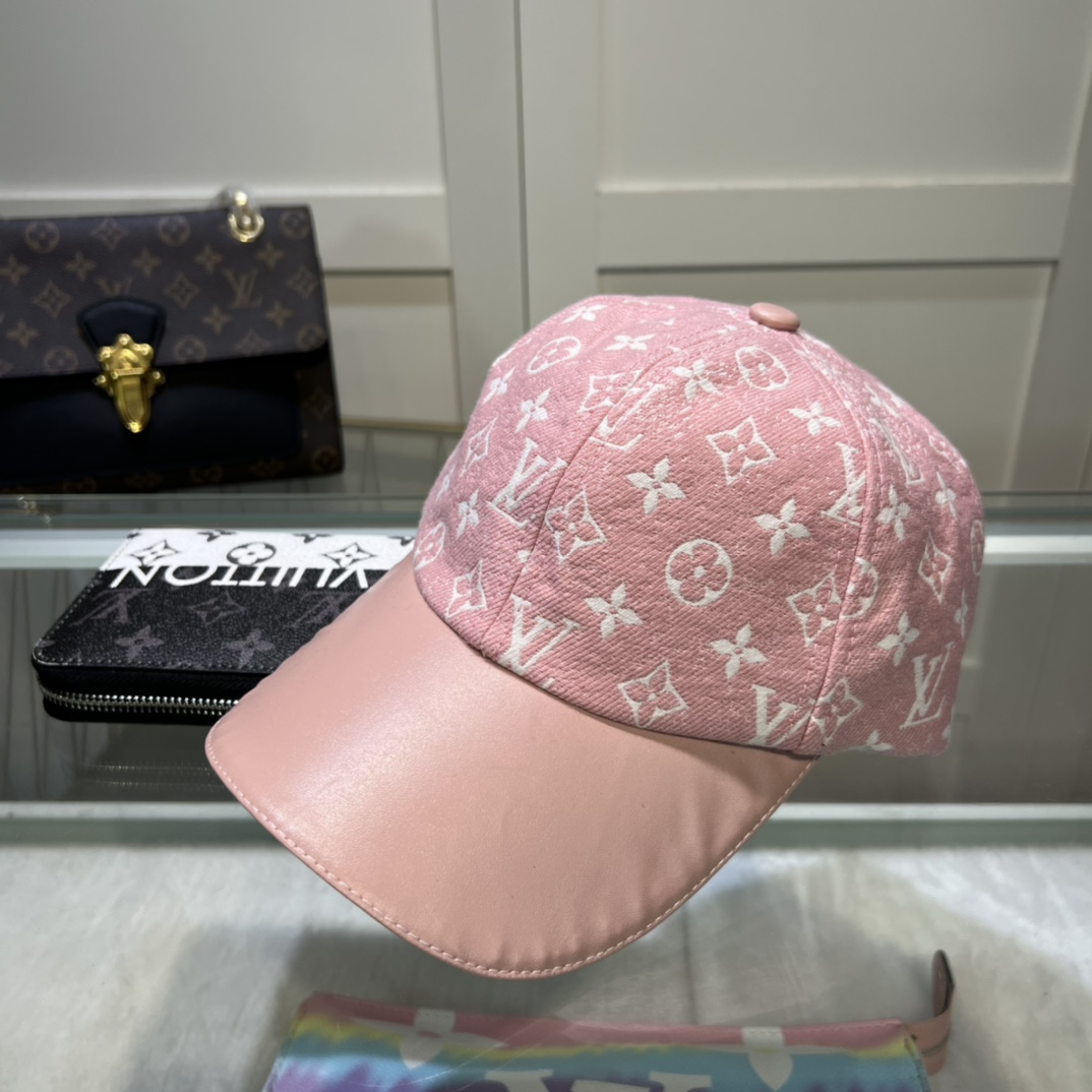 Louis Vuitton Monogram Baseball Cap - DesignerGu