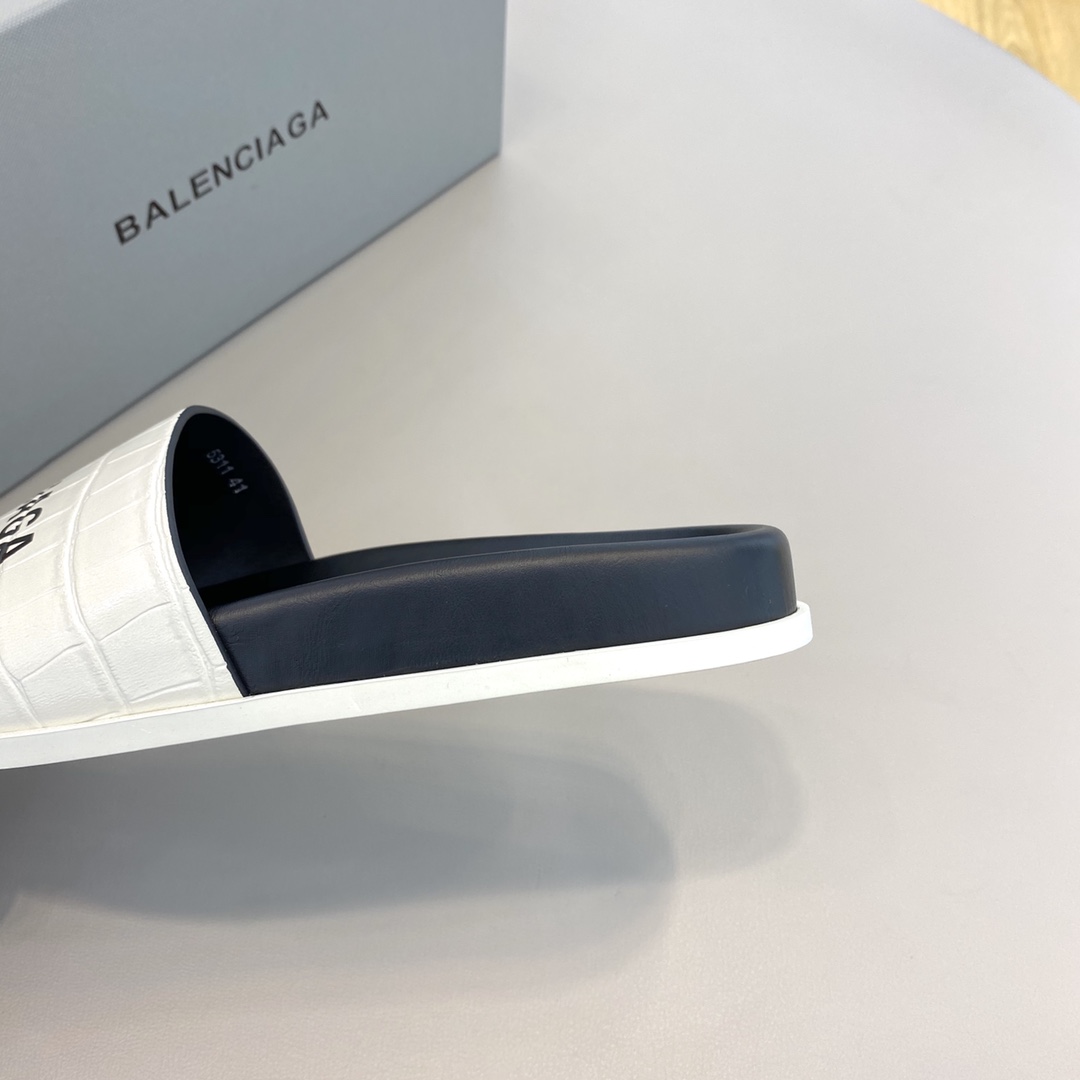 Balenciaga Pool Slide Sandal  - DesignerGu