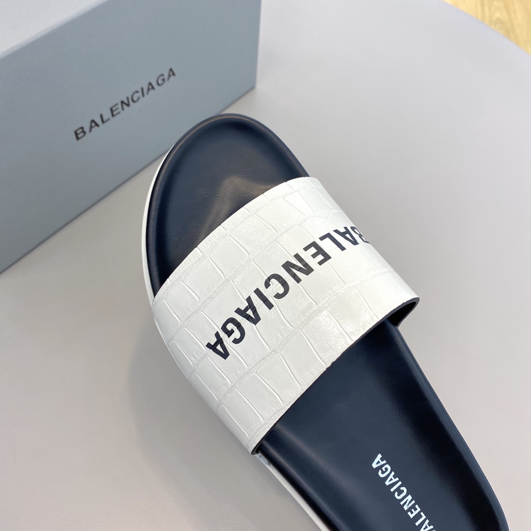 Balenciaga Pool Slide Sandal  - DesignerGu