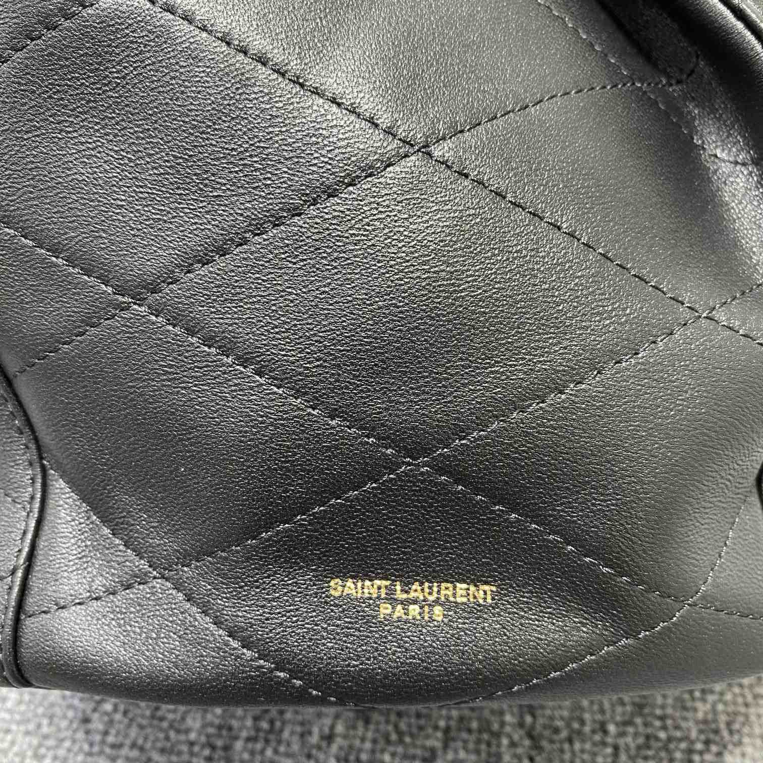 Saint Laurent Le Maillon Hook Bucket Bag(7.5x10.6x4.7cm) - DesignerGu