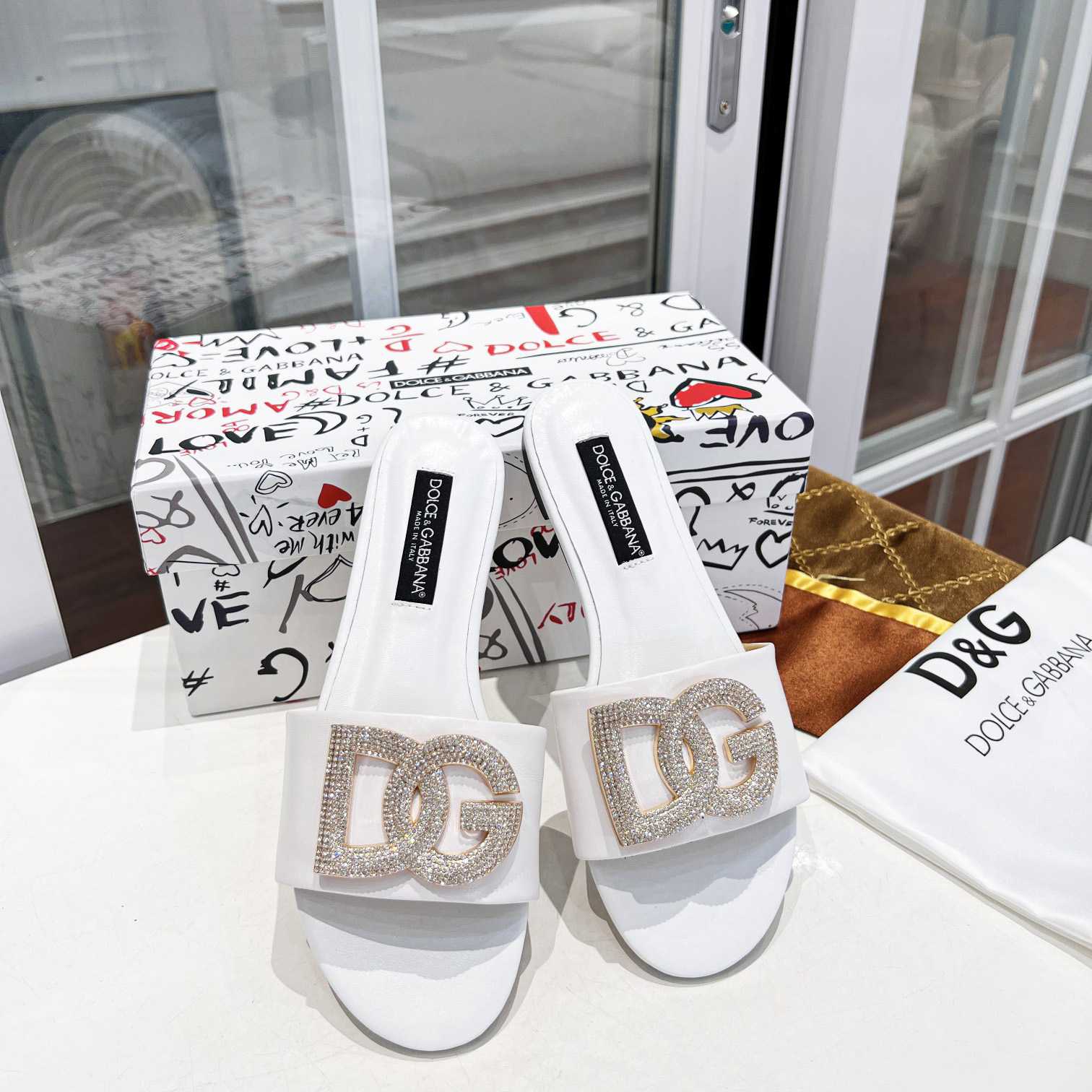 Dolce & Gabbana Calfskin Slides With DG Logo - DesignerGu