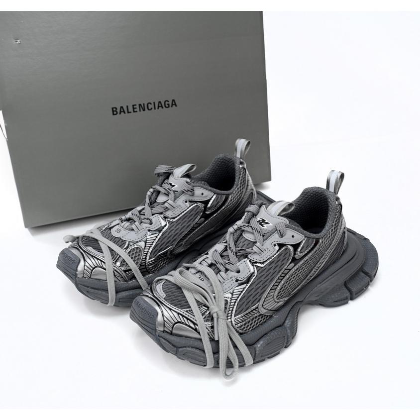 Balenciaga 3XL Trainers In Grey - DesignerGu