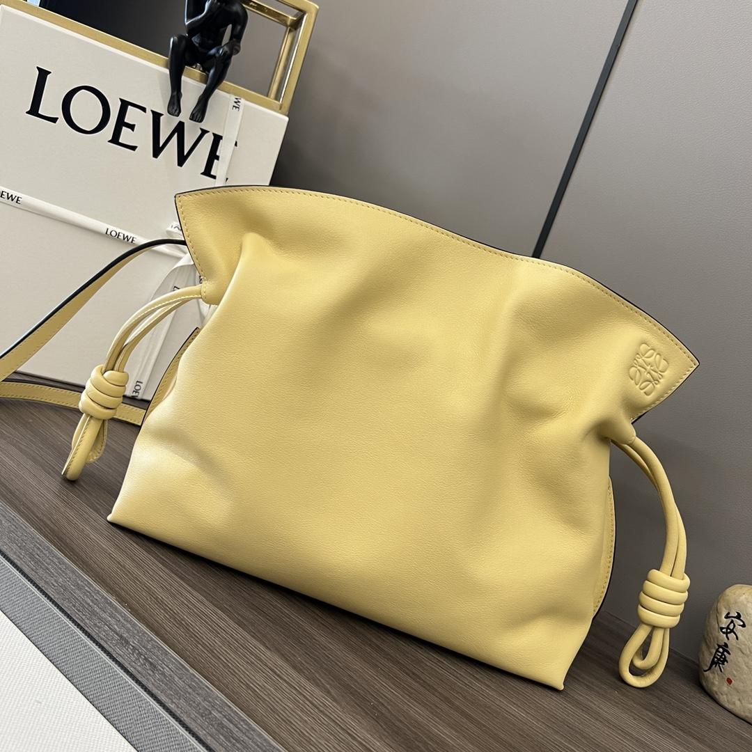 Loewe Flamenco Clutch In Nappa Calfskin - DesignerGu