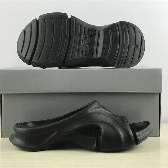 Balenciaga Mold Slide Sandal  - DesignerGu