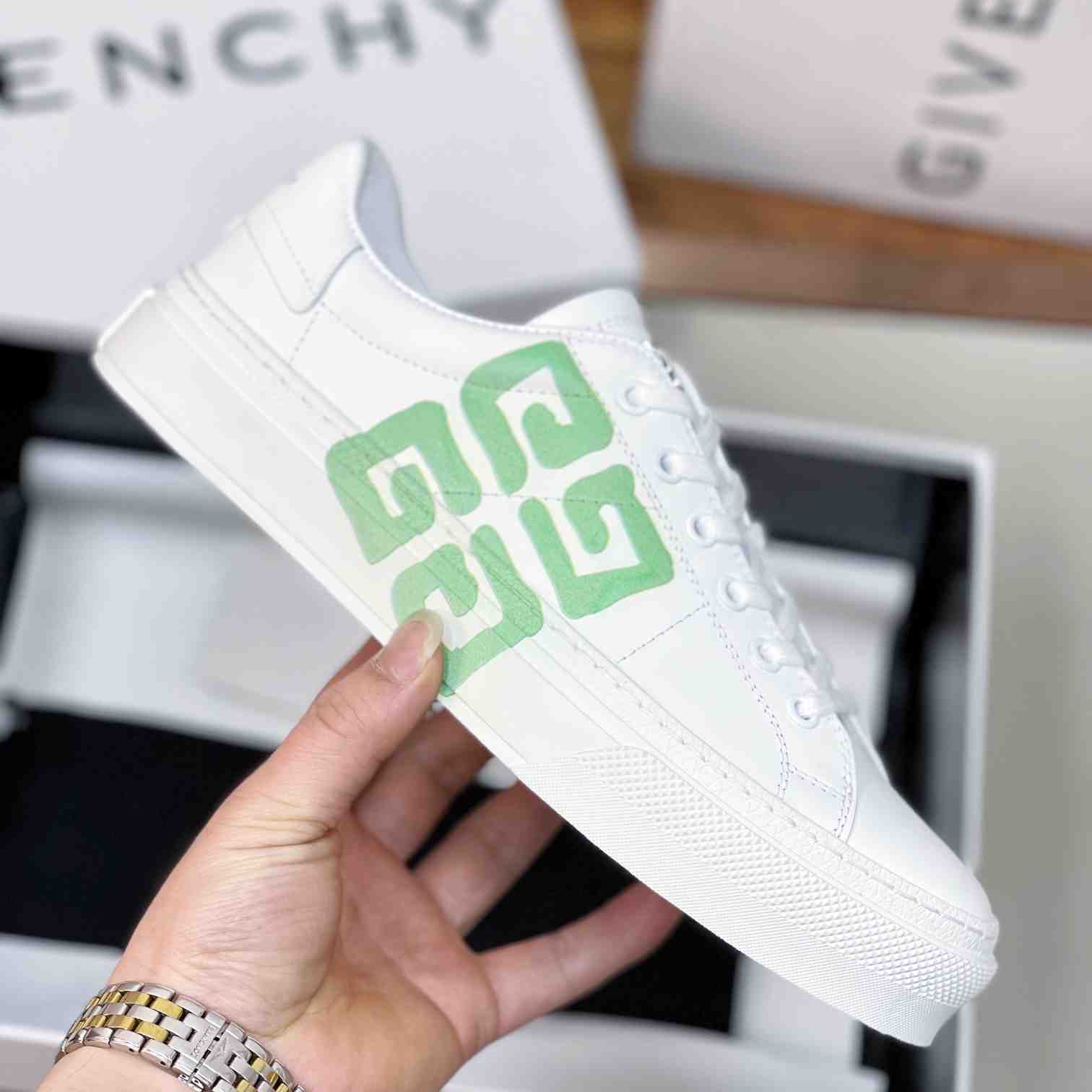 Givenchy City Sport Sneakers In Leather - DesignerGu