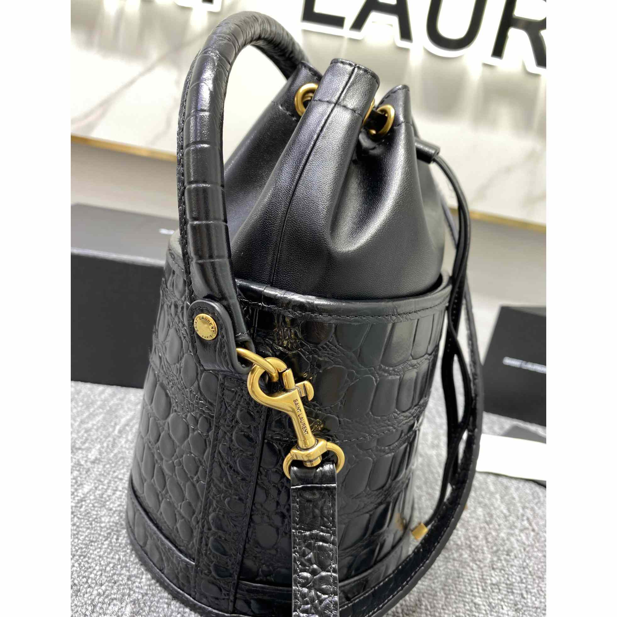 Saint Laurent Crocodile-effect Embossed Bucket Bag(16x26x16cm) - DesignerGu