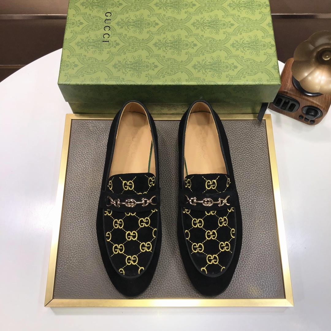 Gucci Jordaan GG Velvet Loafer - DesignerGu