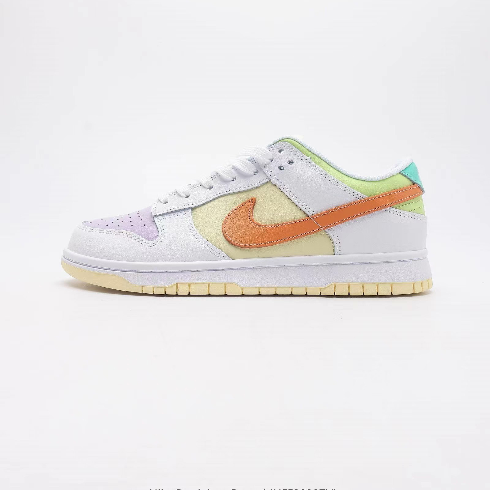 Nike Dunk Low Sneakers   FD0350 - DesignerGu