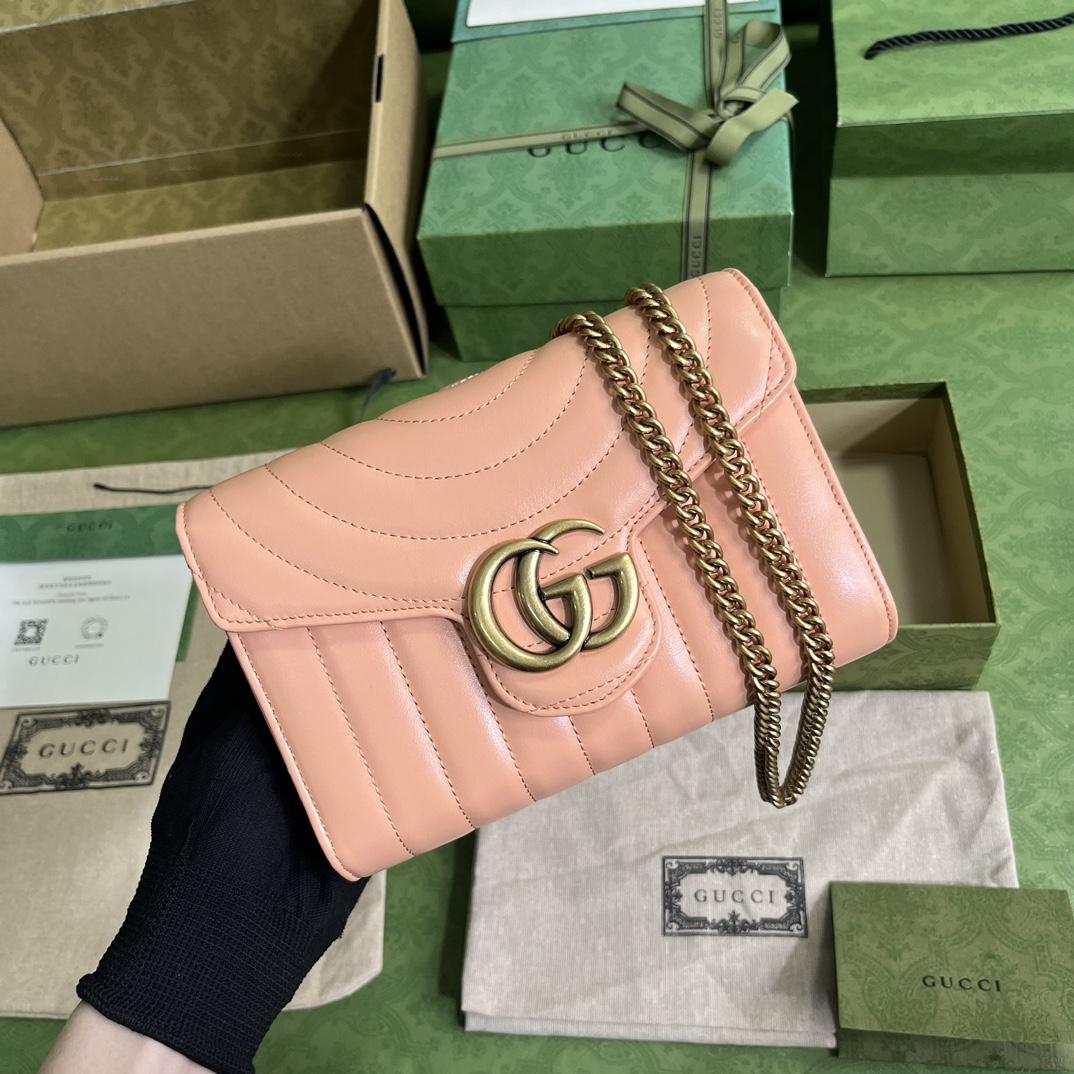 Gucci GG Marmont Matelassé Mini Bag(20-13-6cm)   - DesignerGu