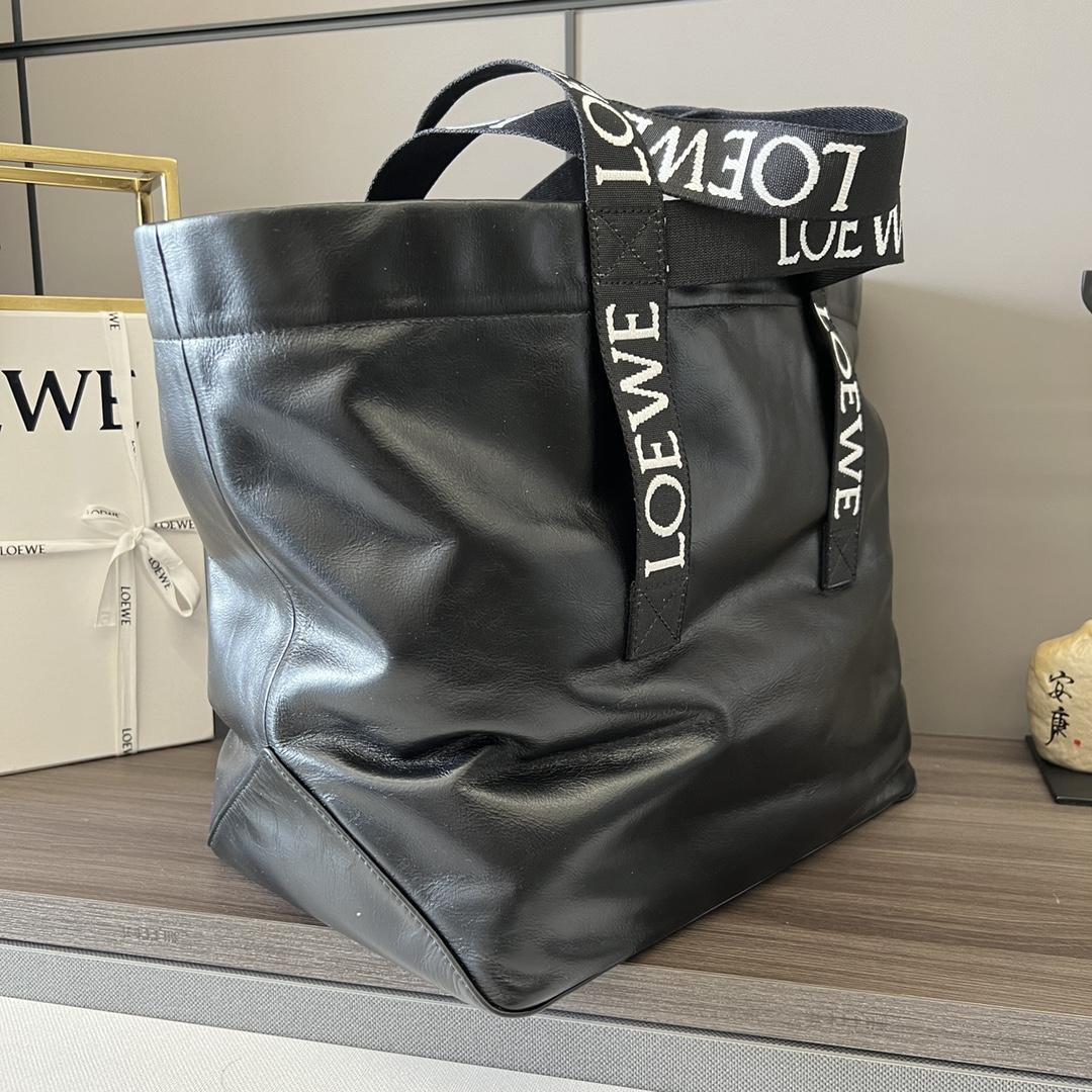 Loewe Fold Shopper In Paper Calfskin - DesignerGu