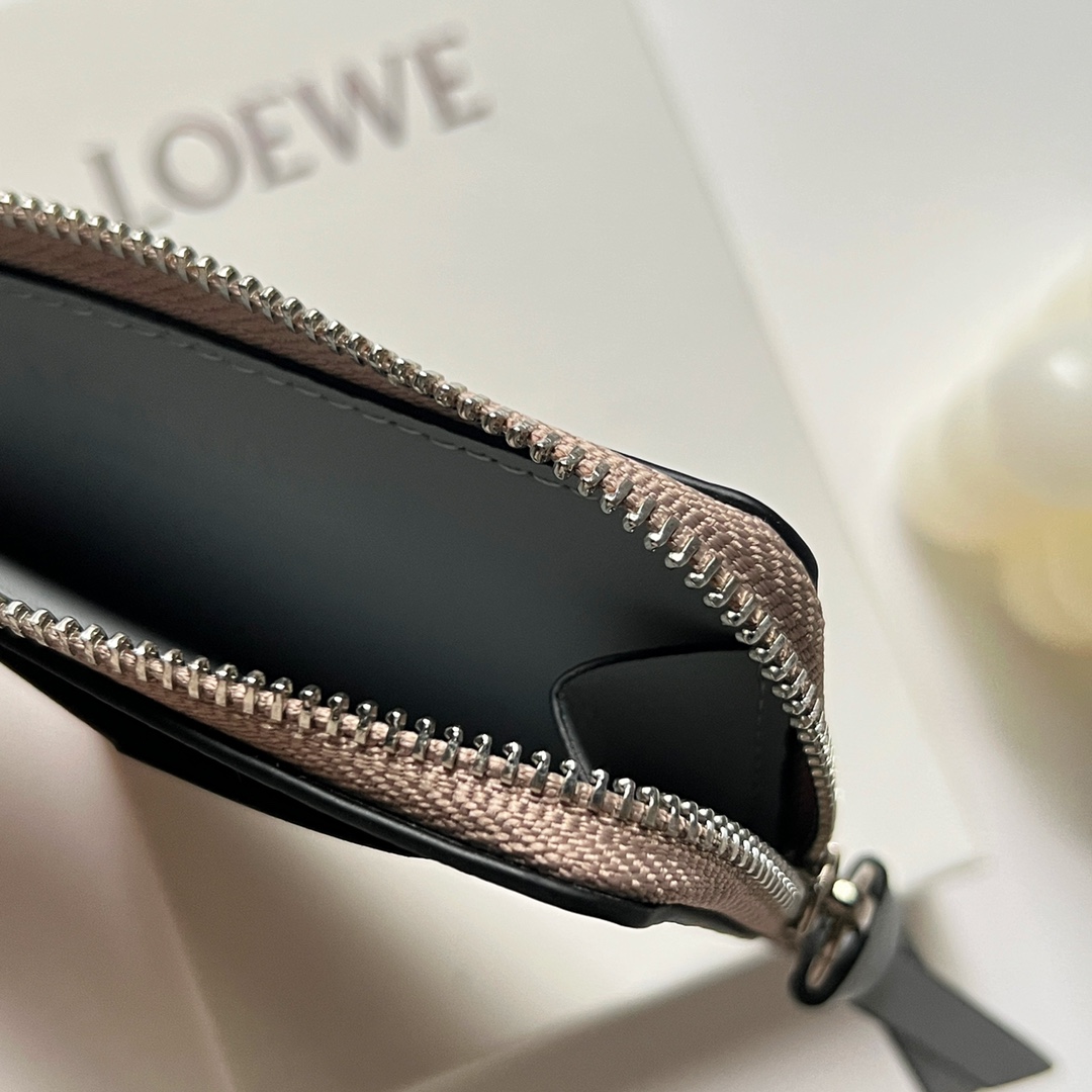 Loewe Coin Cardholder In Soft Grained Calfskin - DesignerGu