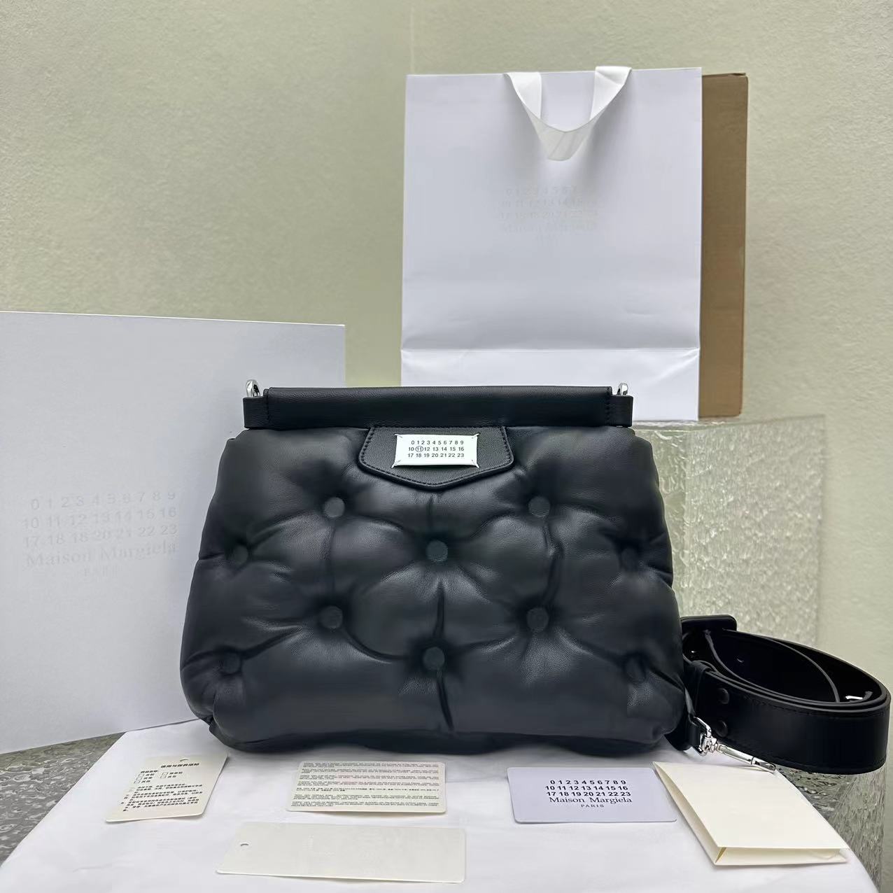 Maison Margiela Glam Slam Classique Medium Shoulder Bag(30-22-10cm) - DesignerGu