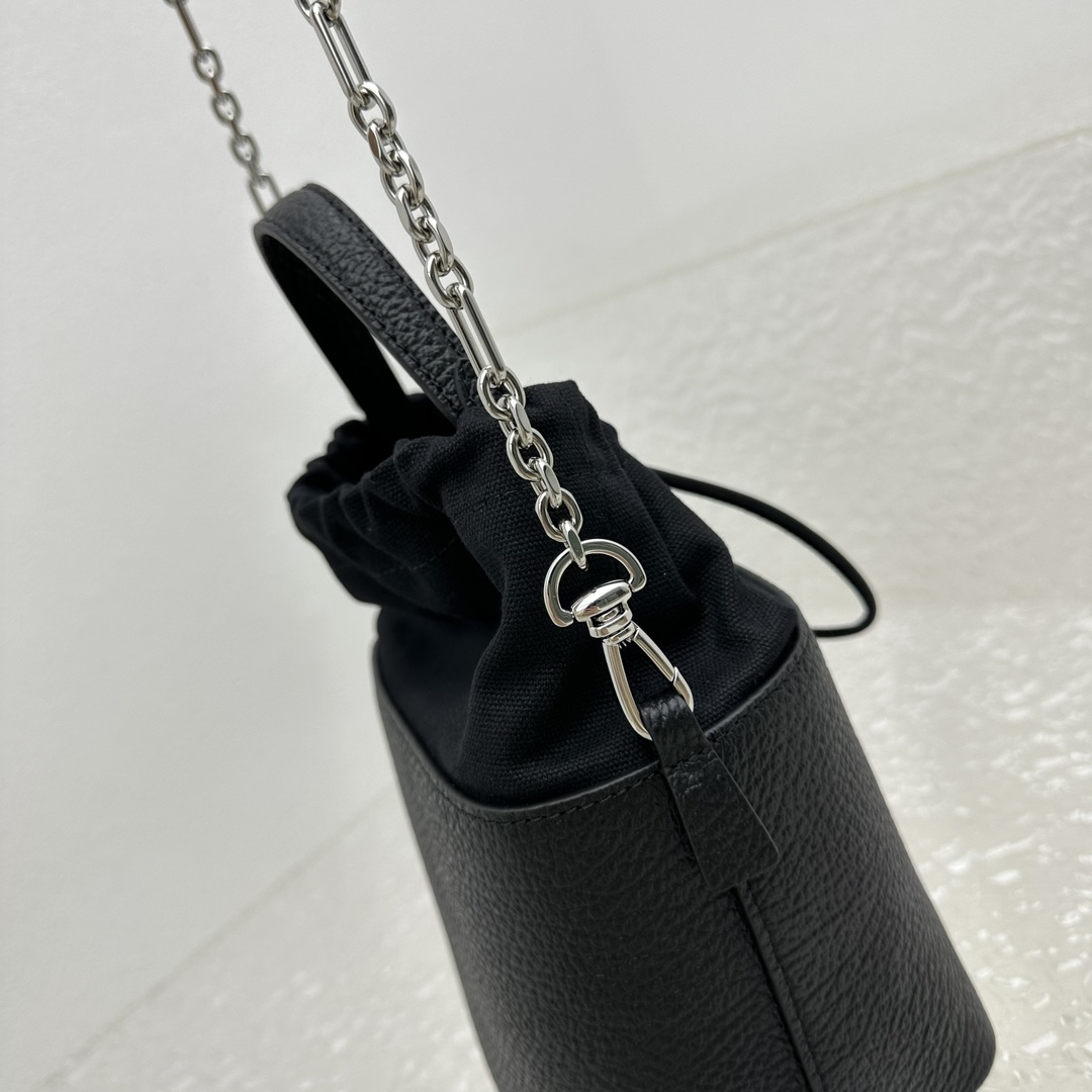 Maison Margiela Women's Bucket Bag(15x23×15cm) - DesignerGu