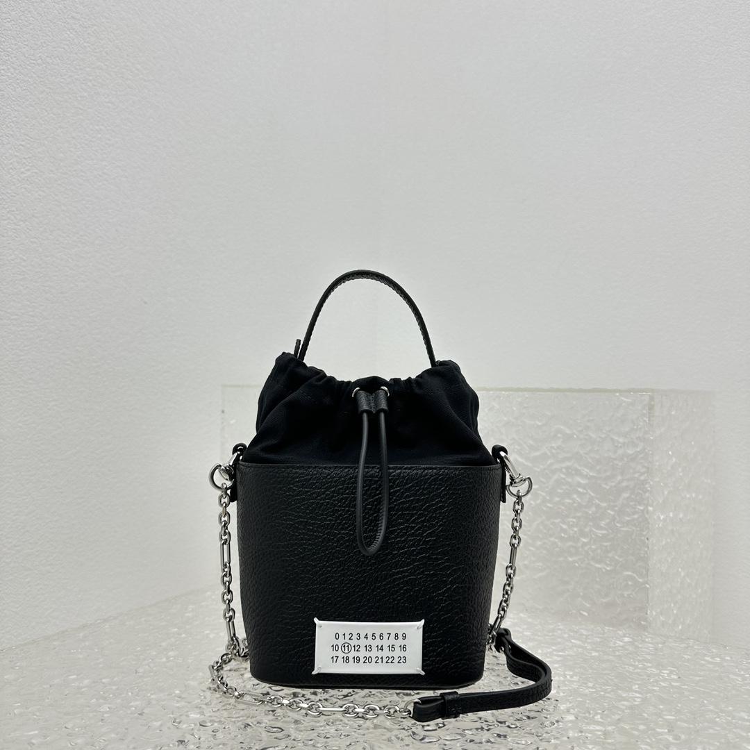 Maison Margiela Women's Bucket Bag(15x23×15cm) - DesignerGu