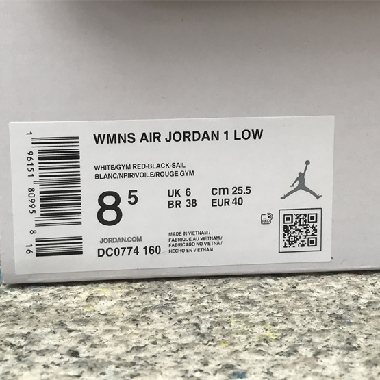 Air Jordan 1 Low Sneaker    DC0774-160 - DesignerGu