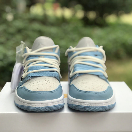 Air Jordan 1 Low Sneaker       DC0774-050  - DesignerGu