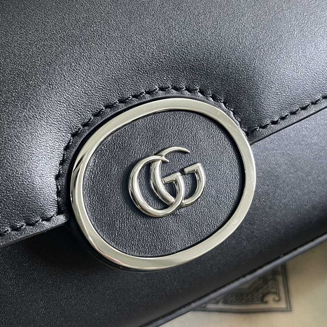 Gucci Petite GG Mini Shoulder Bag (21-10-5cm) - DesignerGu