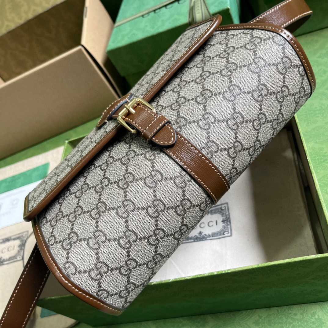 Gucci GG Messenger Bag With Interlocking G(25.4-17-7.8cm)    - DesignerGu