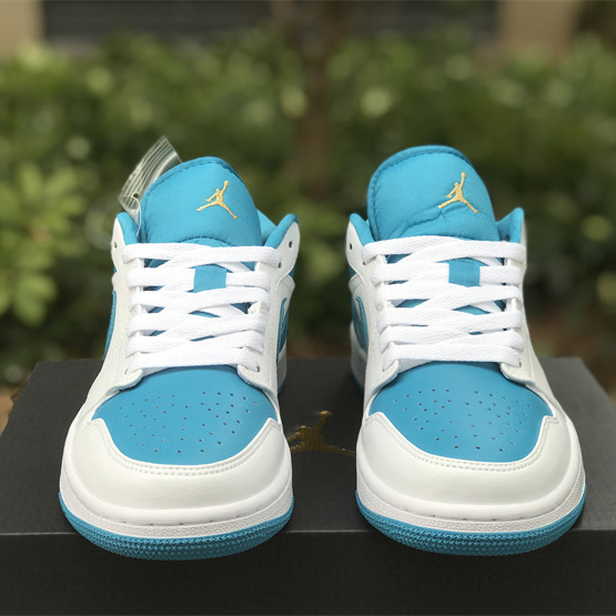 Air Jordan 1 Low Sneaker     553560-174 - DesignerGu