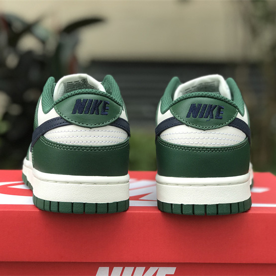 Nike Dunk Low “Gorge Green” Sneakers      DD1503-300 - DesignerGu