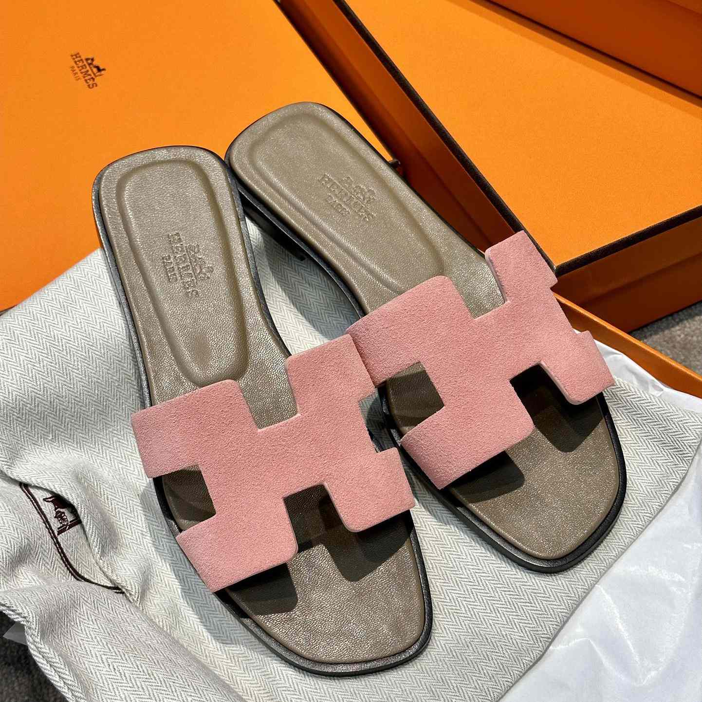 Hermes Oran Sandal - DesignerGu