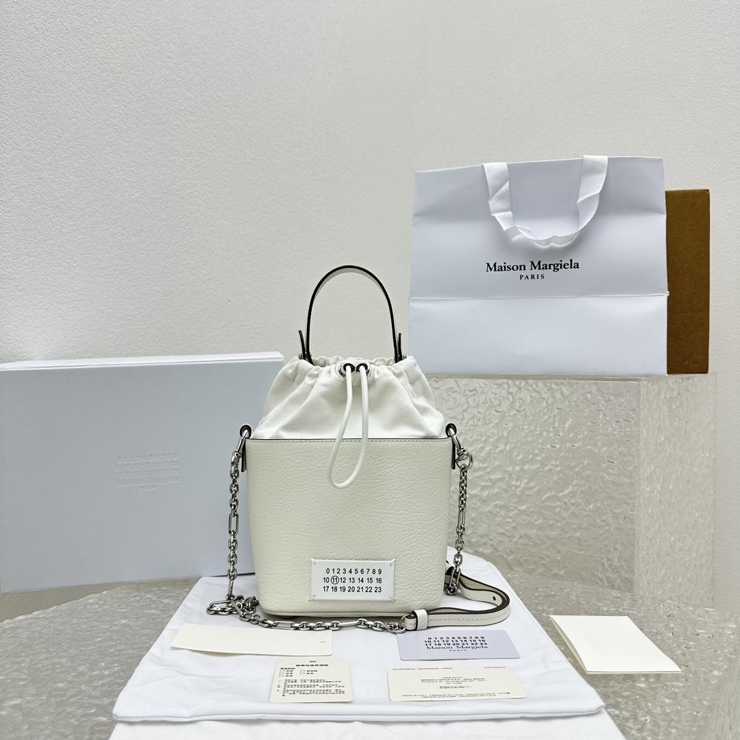 Maison Margiela Women's Bucket Bag(15x23×15cm) - DesignerGu