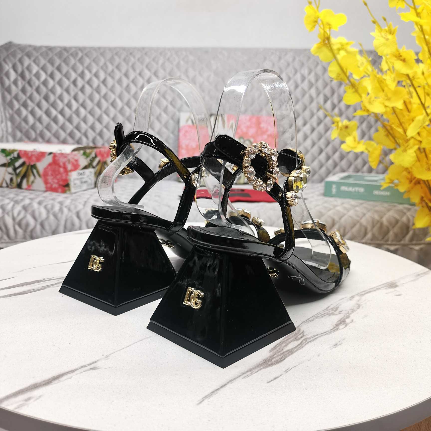 Dolce & Gabbana Polished Calfskin Sandals With Crystals - DesignerGu