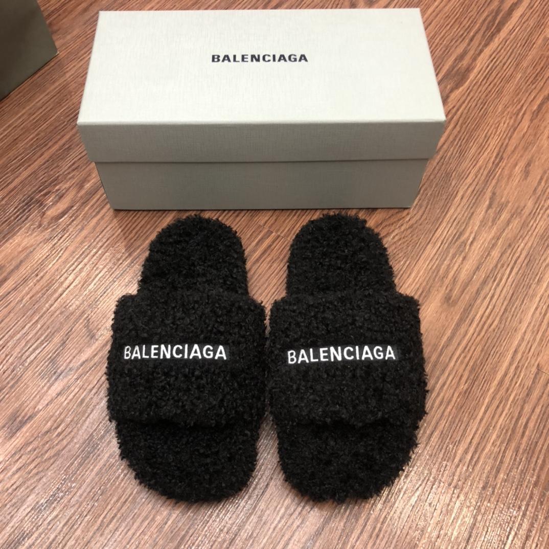 Balenciaga Furry Slide Sandal - DesignerGu