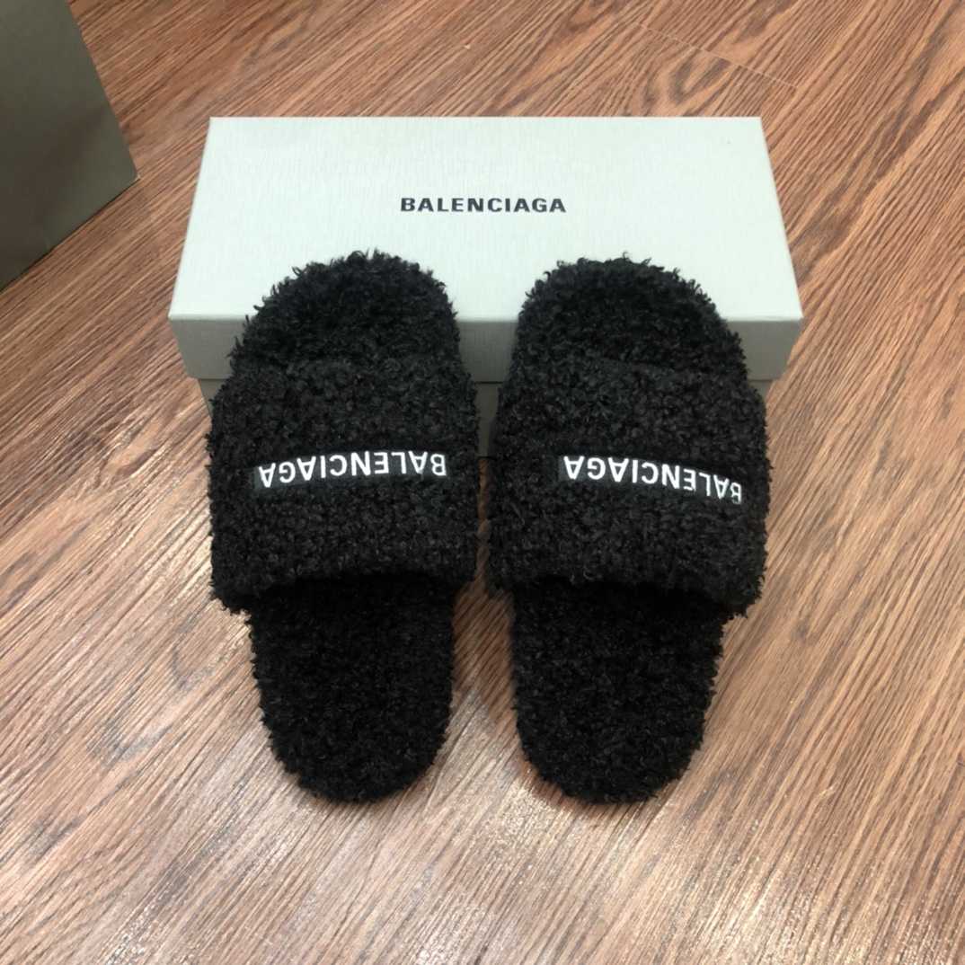 Balenciaga Furry Slide Sandal - DesignerGu