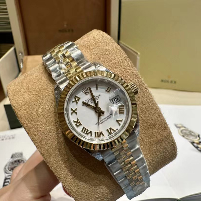 Rolex Lady-Datejust Watch - DesignerGu