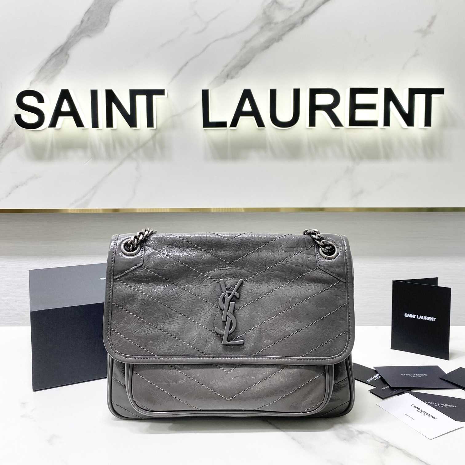 Saint Laurent Niki Medium Chain Bag In Crinkled Vintage Leather  - DesignerGu