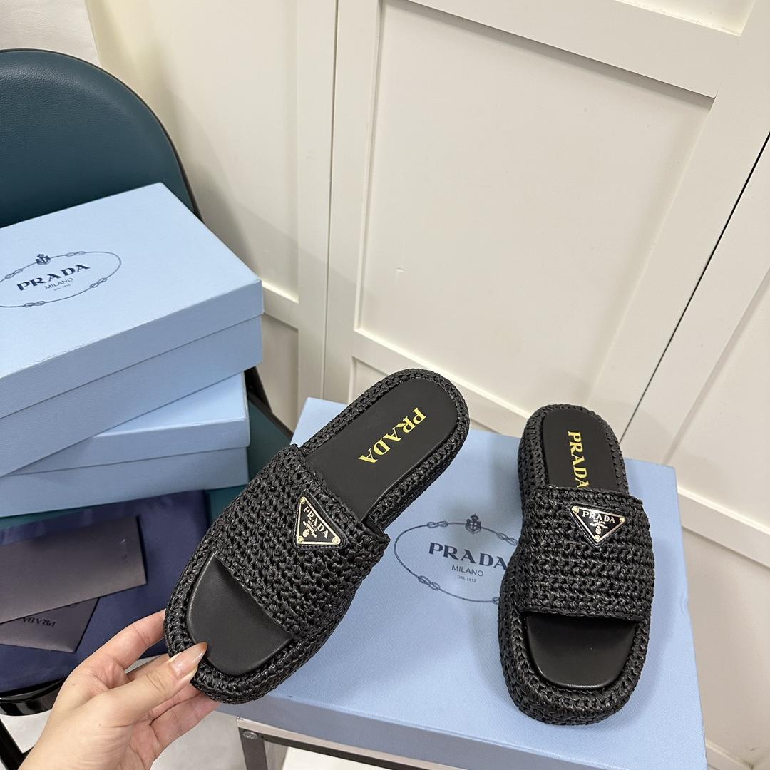 Prada Crochet Flatform Slides - DesignerGu