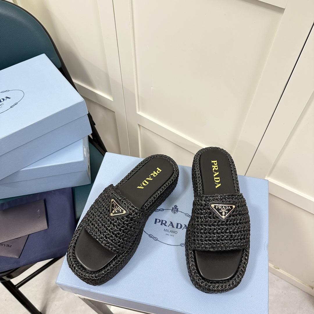 Prada Crochet Flatform Slides - DesignerGu