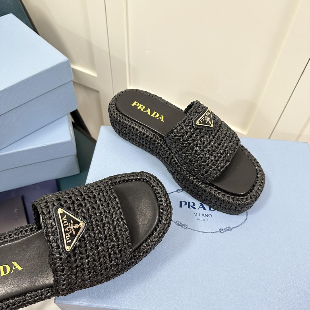 Prada Crochet Flatform Slides - DesignerGu