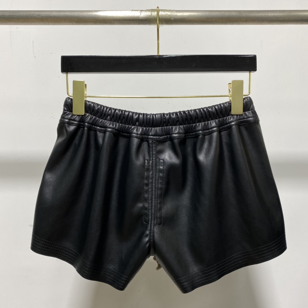 Rick Owens Black Boxer Leather Shorts - DesignerGu