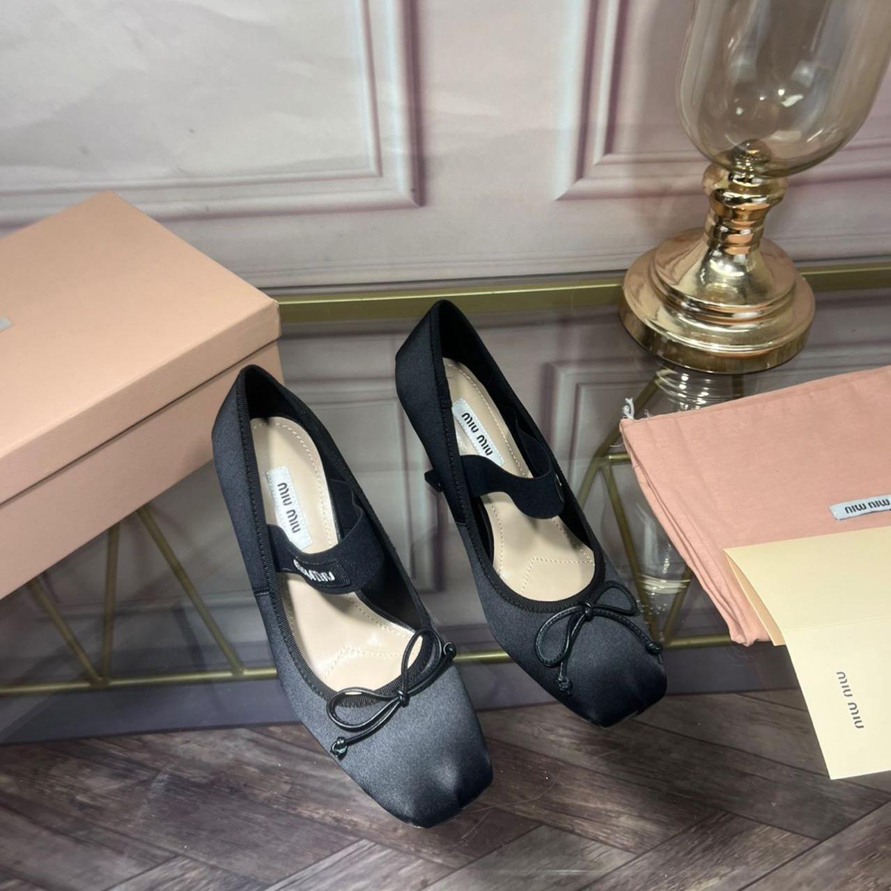 Miu Miu Satin Pumps - DesignerGu